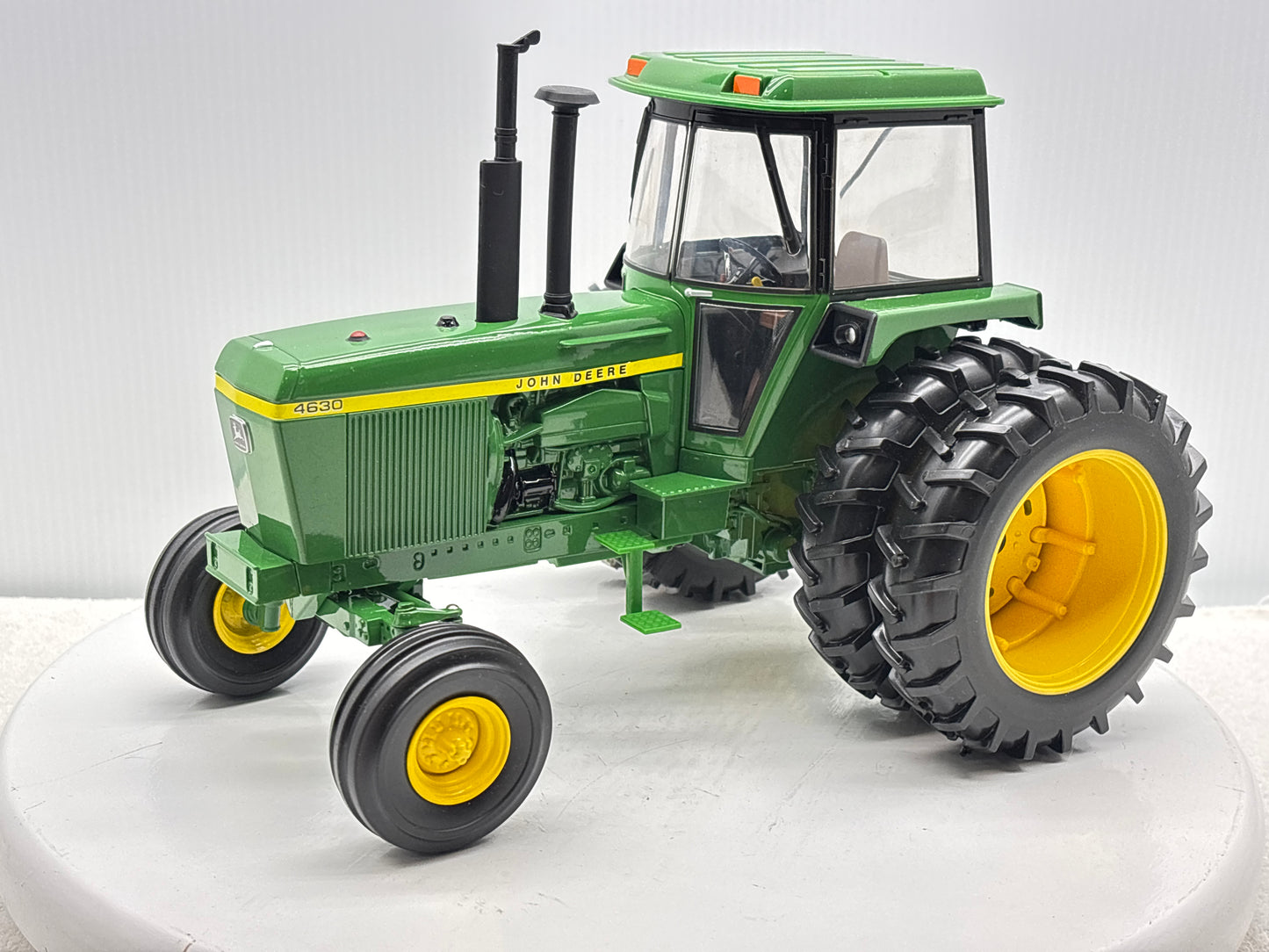 1/16 John Deere 4630