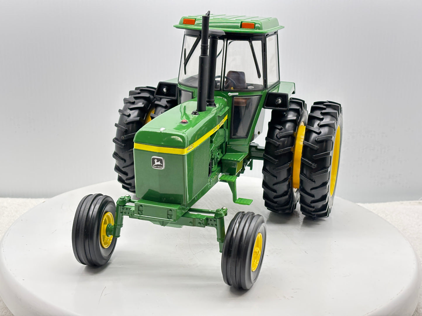 1/16 John Deere 4630