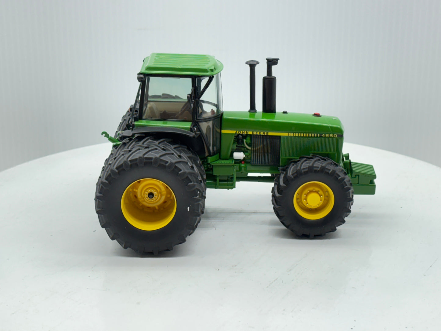 1/32 John Deere 4850