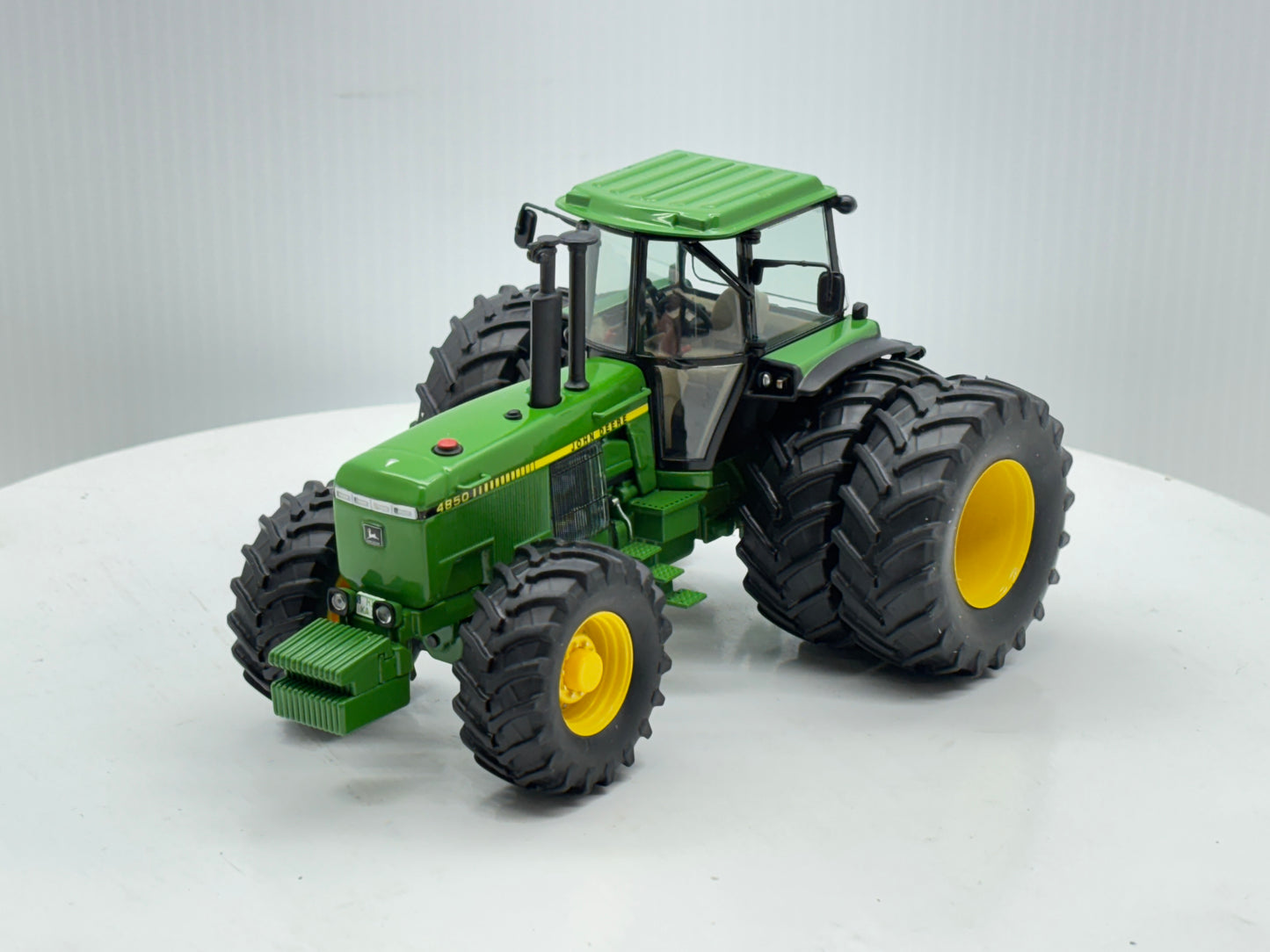 1/32 John Deere 4850
