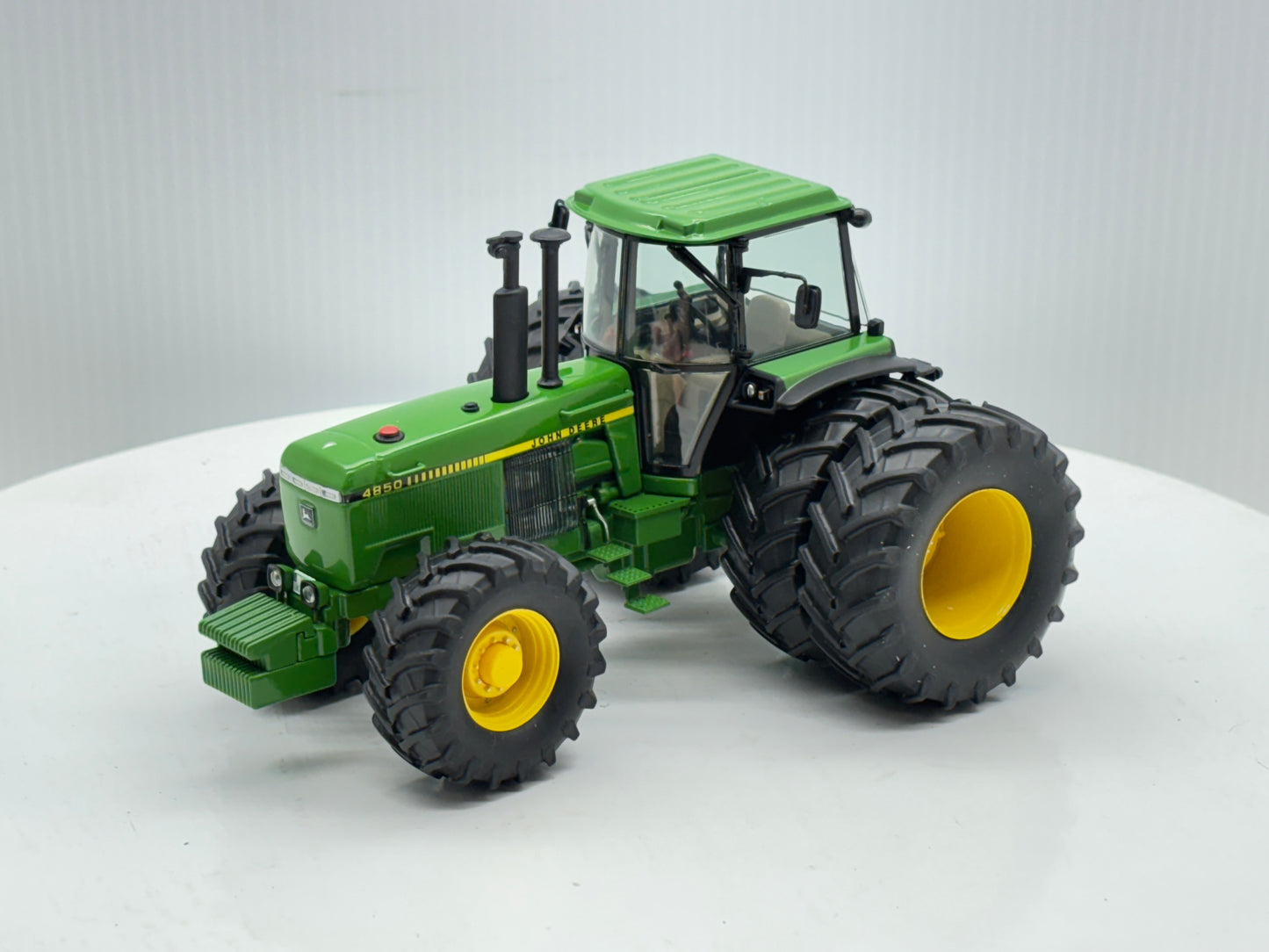 1/32 John Deere 4850
