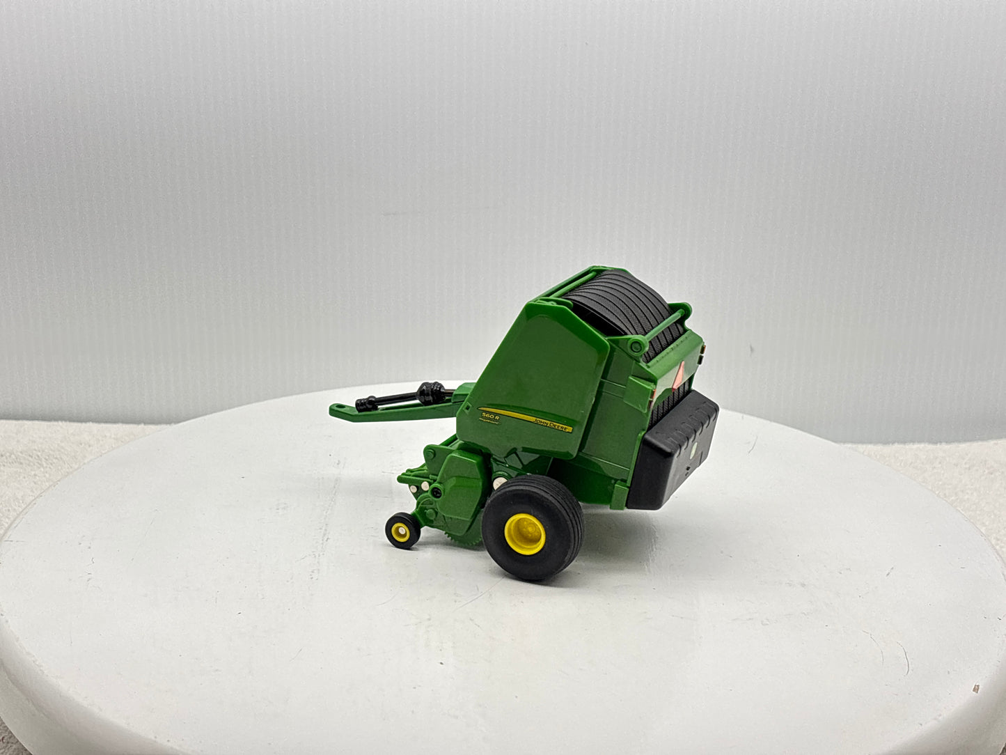 1/16 John Deere 560R Round Baler