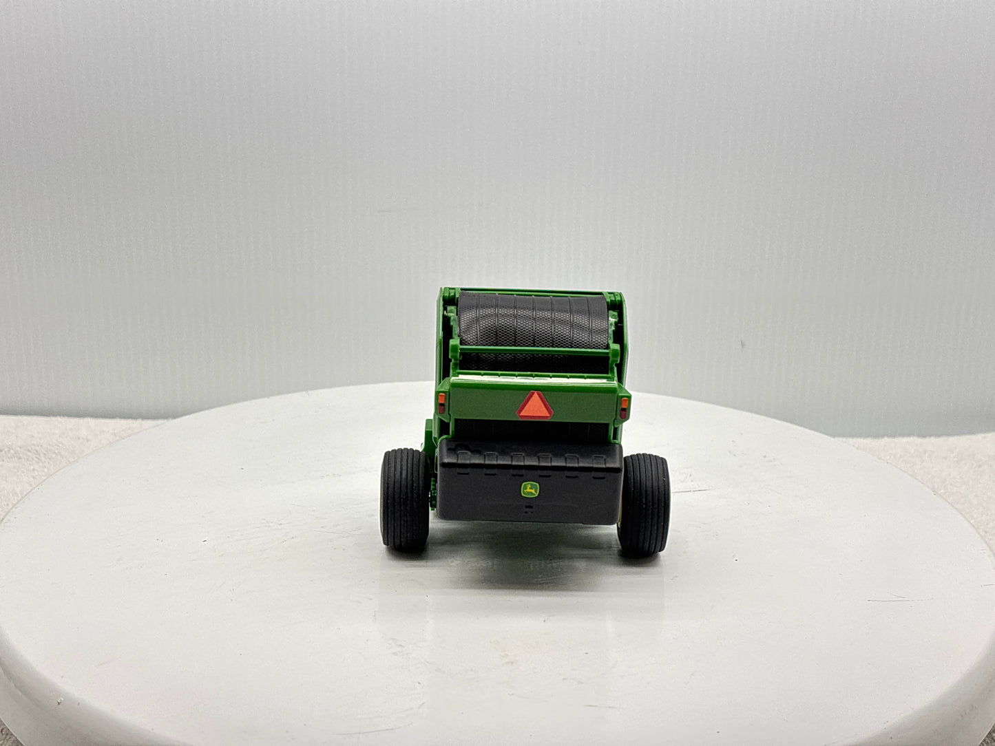 1/16 John Deere 560R Round Baler