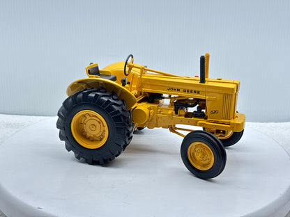 1/16 John Deere 620 Industrial