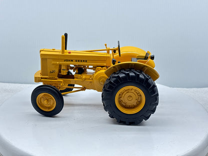 1/16 John Deere 620 Industrial
