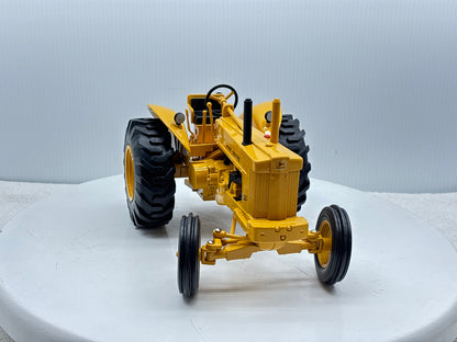 1/16 John Deere 620 Industrial