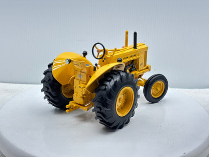 1/16 John Deere 620 Industrial