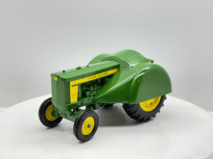 1/16 John Deere 620 Orchard Tractor