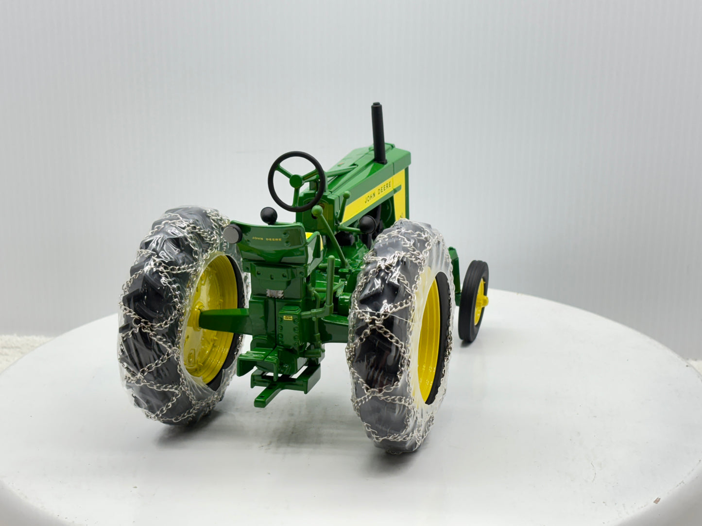 1/16 John Deere 620 Row Crop