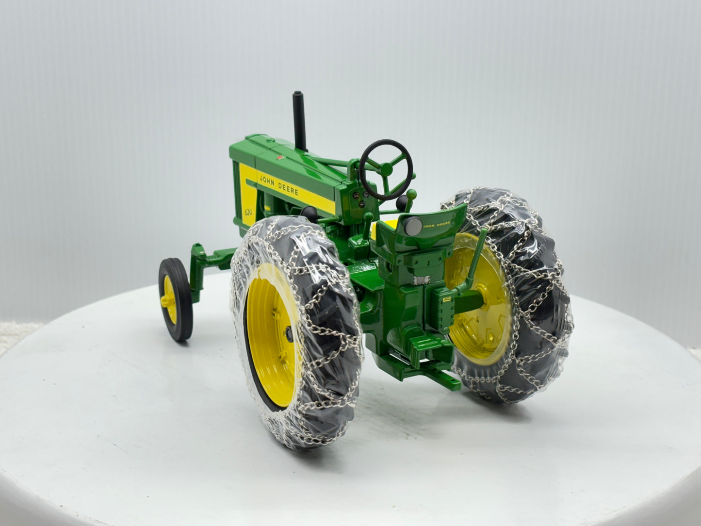 1/16 John Deere 620 Row Crop