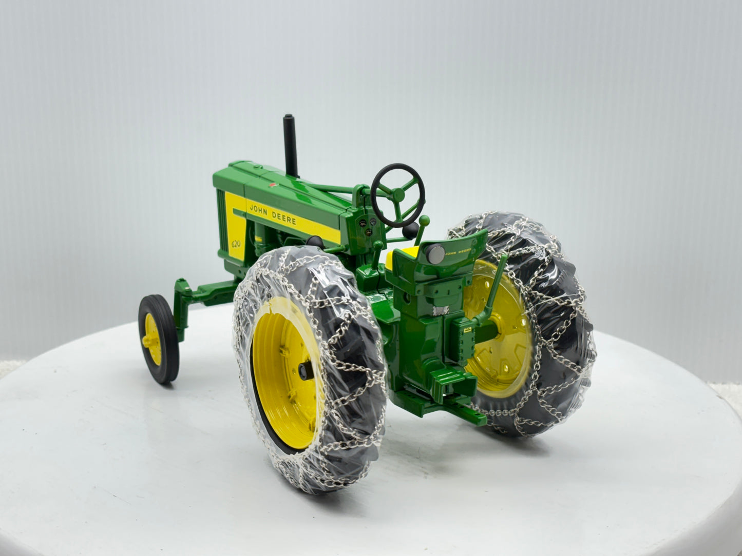 1/16 John Deere 620 Row Crop