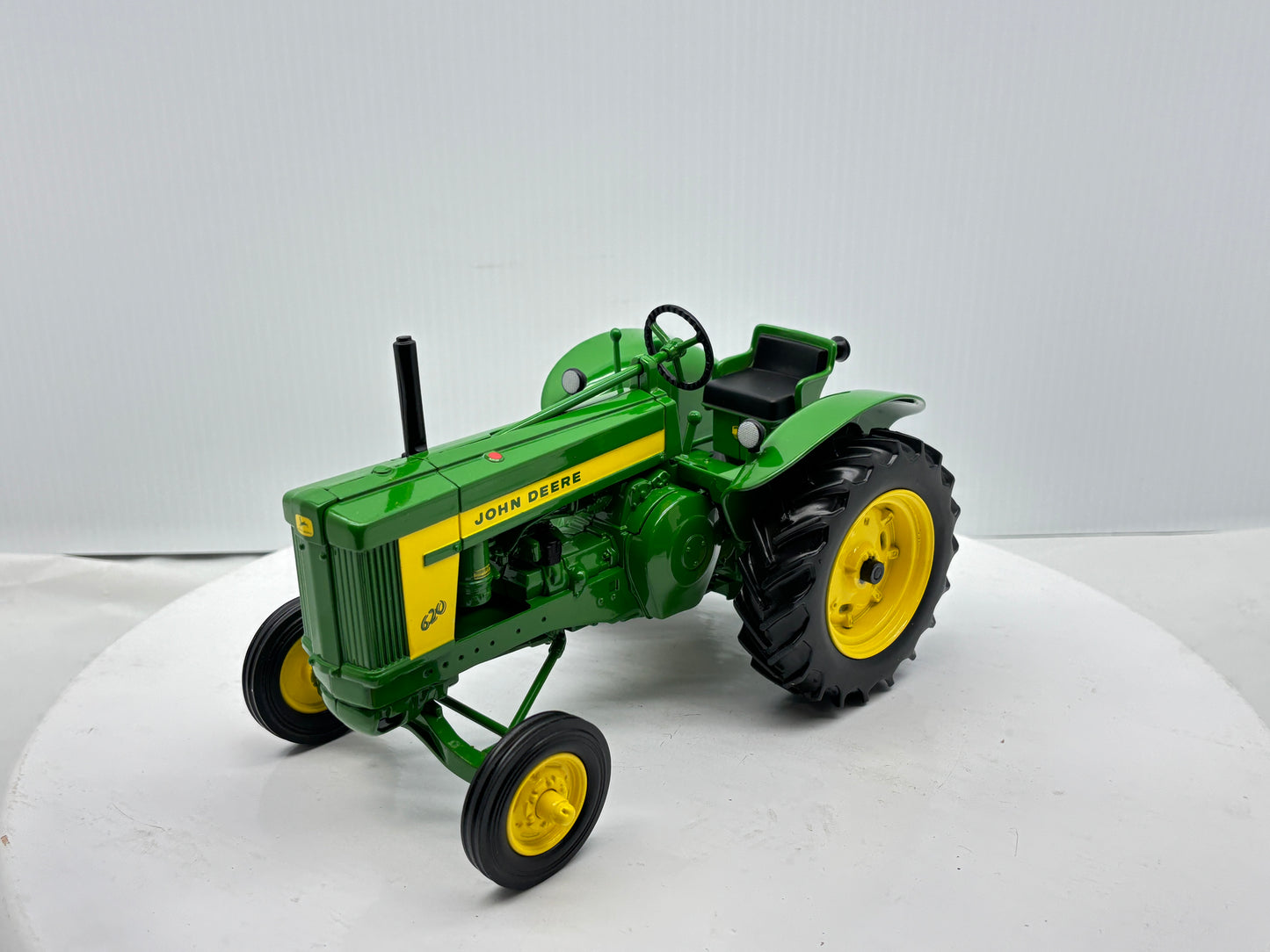 1/16 John Deere 620 SFTS