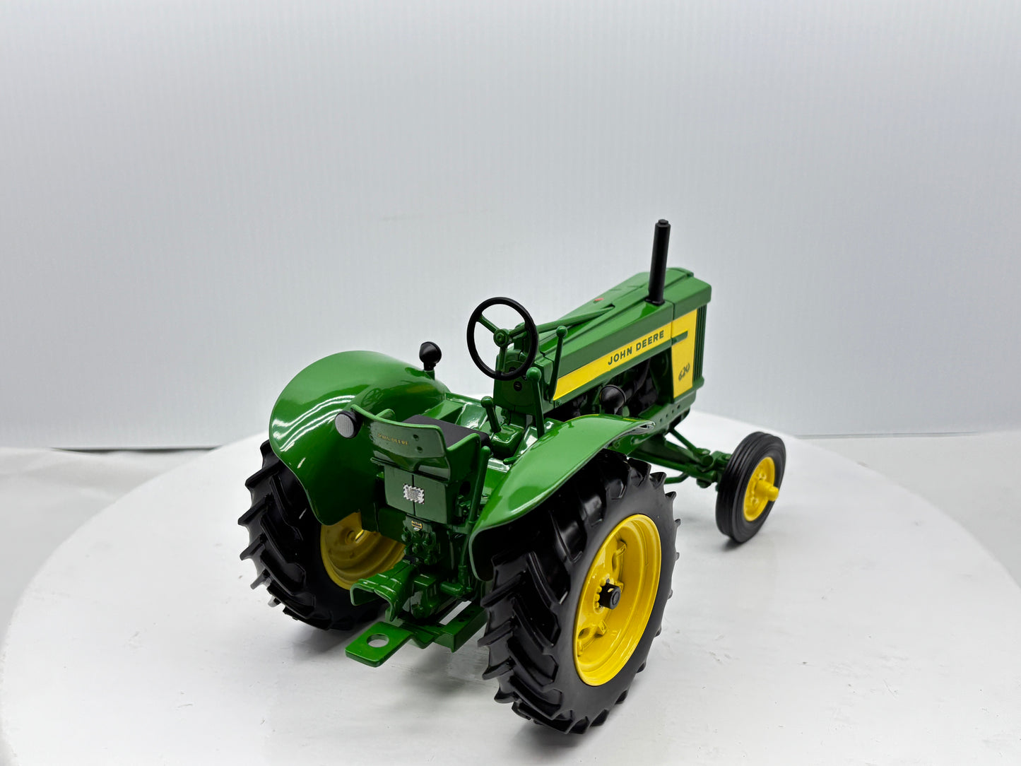 1/16 John Deere 620 SFTS