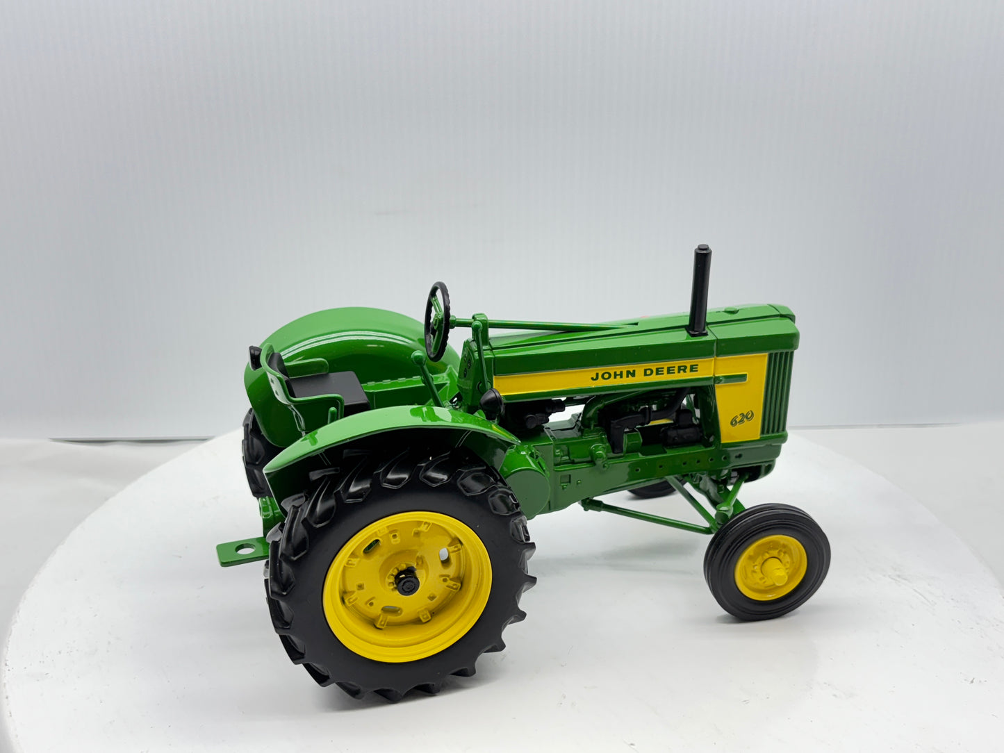 1/16 John Deere 620 SFTS