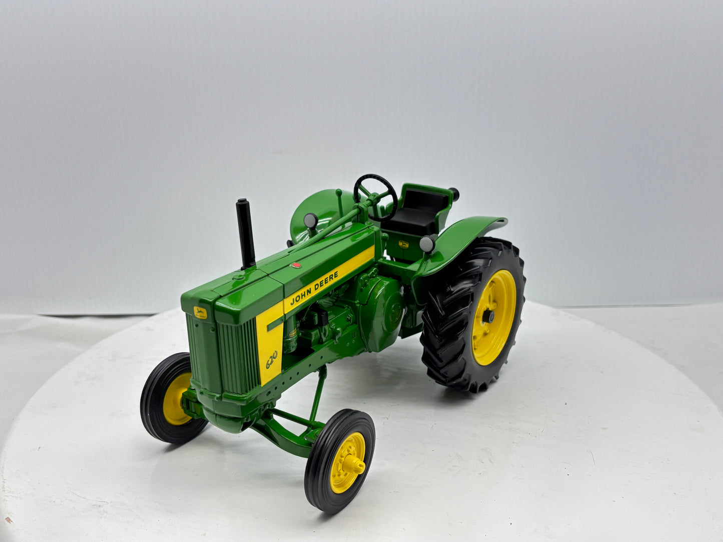 1/16 John Deere 620 SFTS