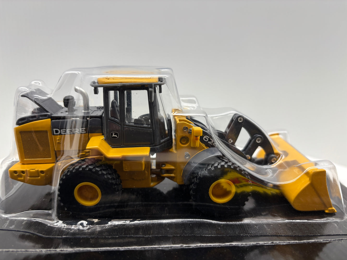 1/50 John Deere 624J