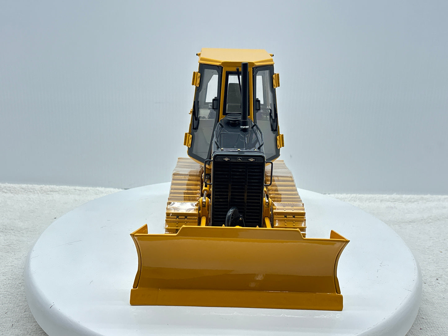 1/16 John Deere 650H Precision