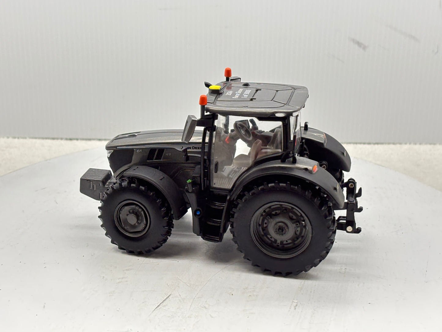 1/32 John Deere 6R 155 Charcoal
