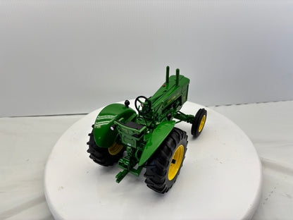 1/16 John Deere 70 Prestige