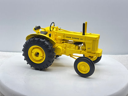 1/16 John Deere 720 Industrial Standard