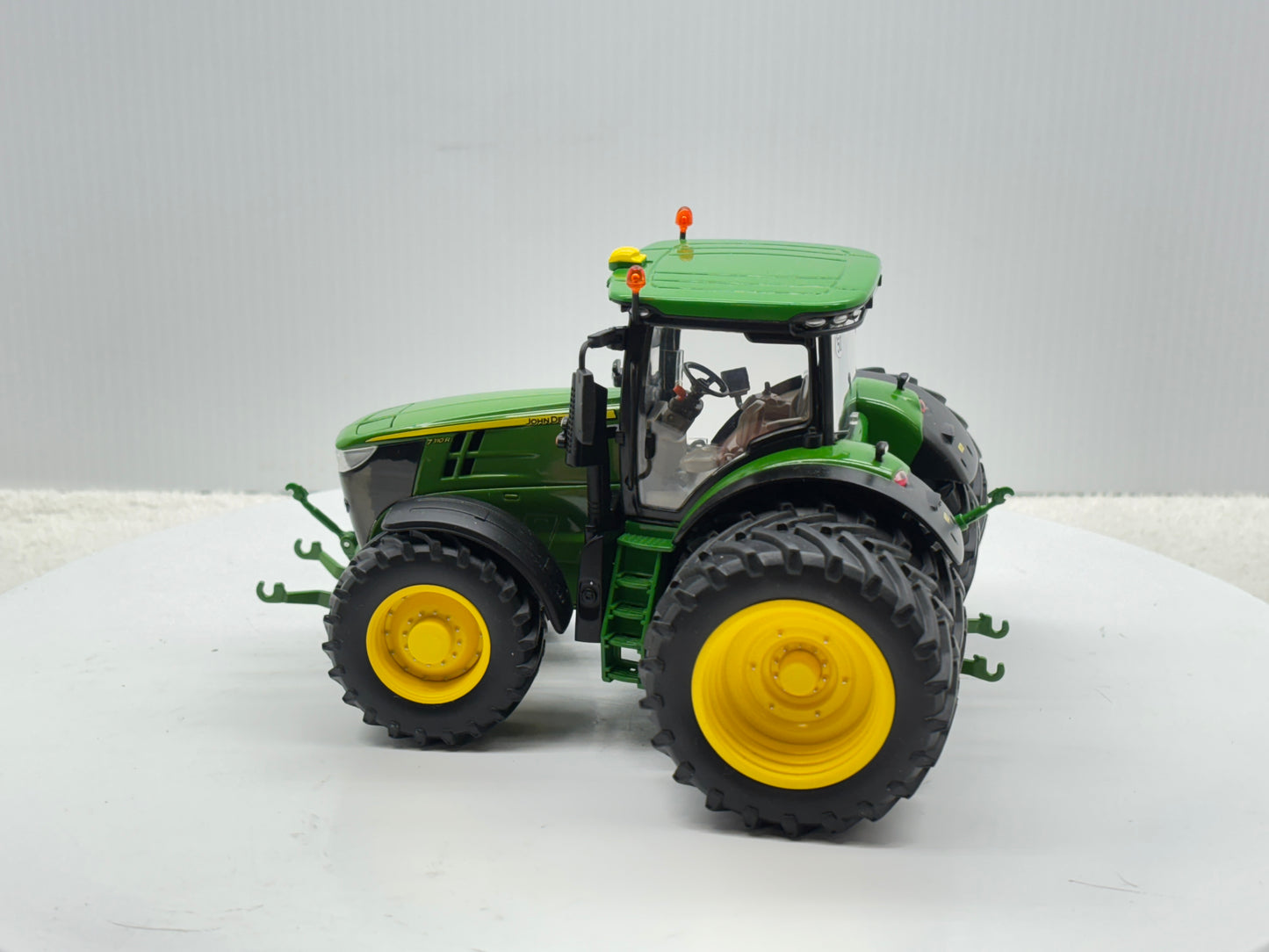 1/32 John Deere 7310R