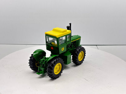1/32 John Deere 7520