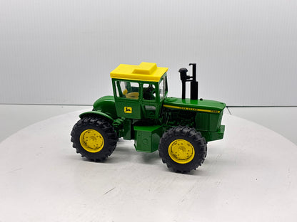 1/32 John Deere 7520