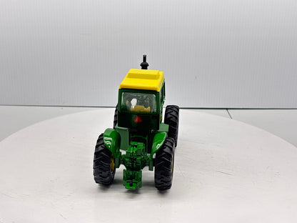 1/32 John Deere 7520