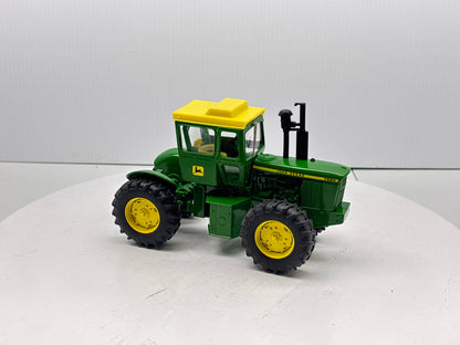 1/32 John Deere 7520