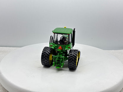 1/32 John Deere 8330T
