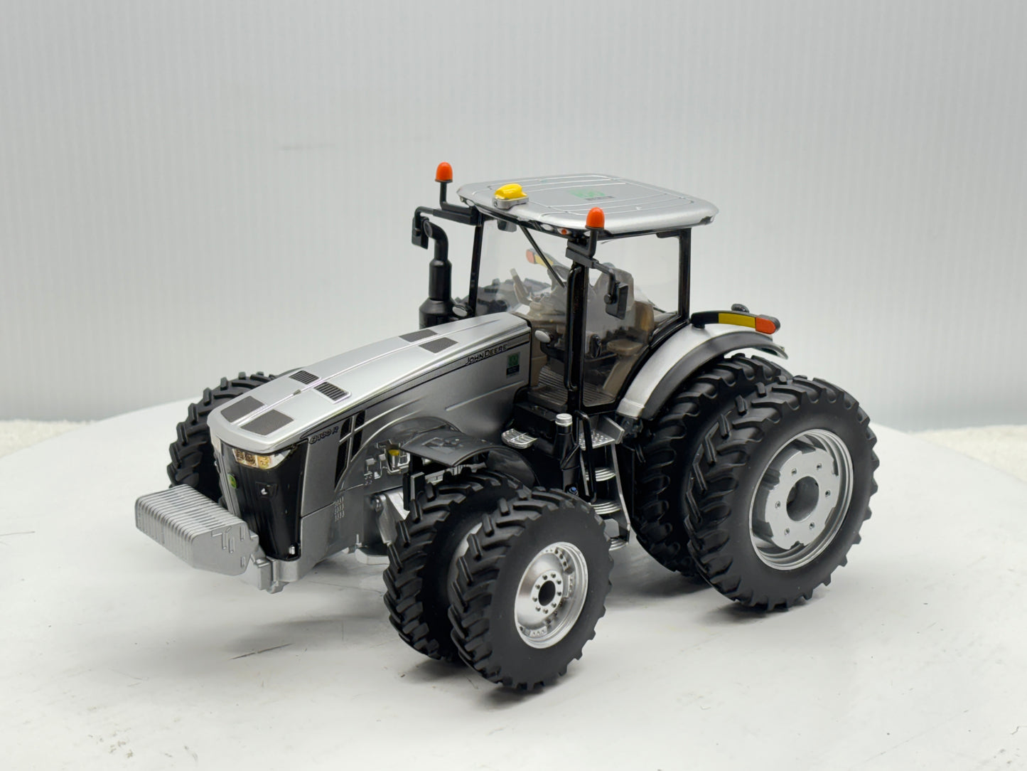 1/32 John Deere 8400R 100 Year Silver