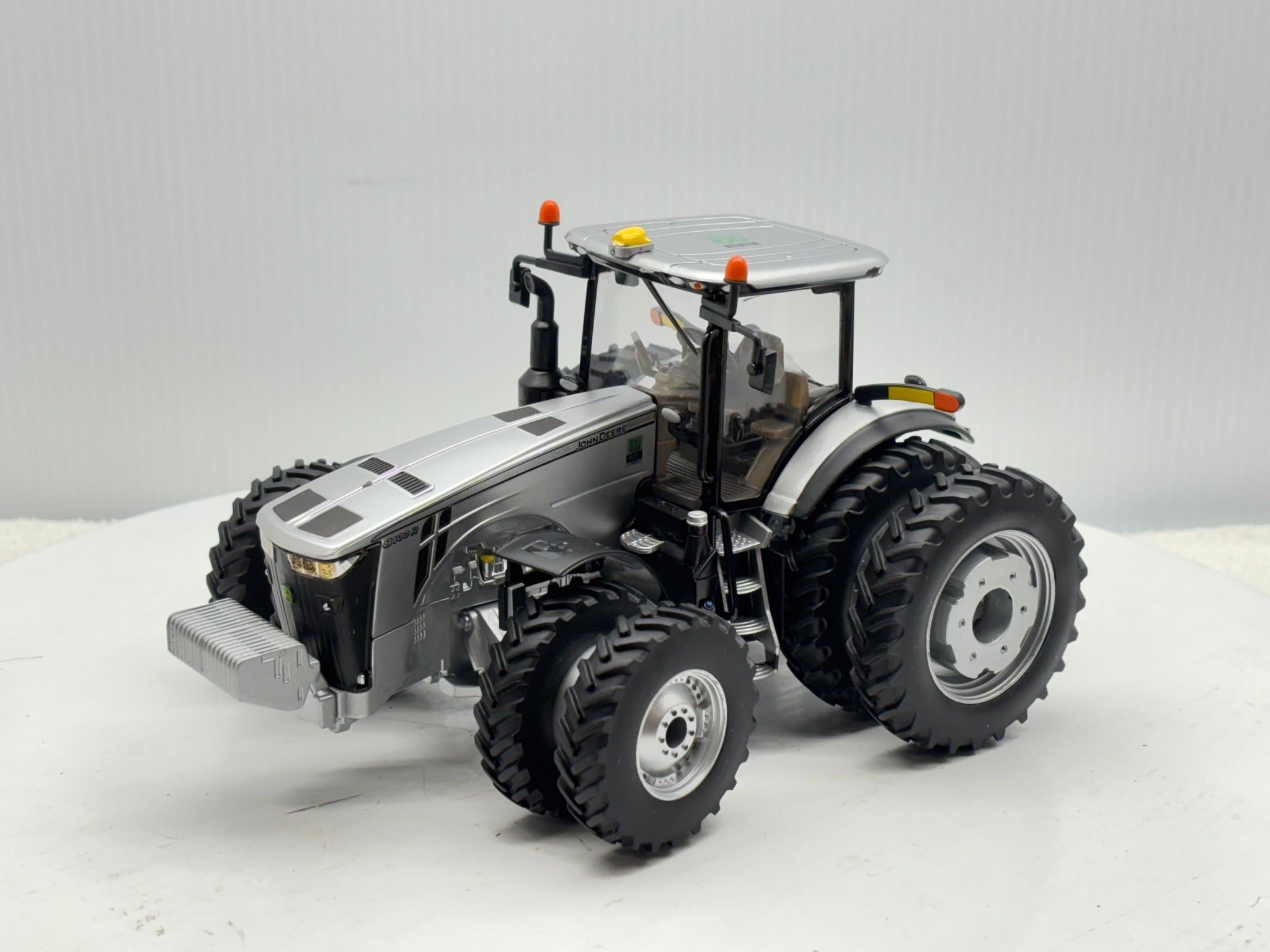 1/32 John Deere 8400R 100 Year Silver