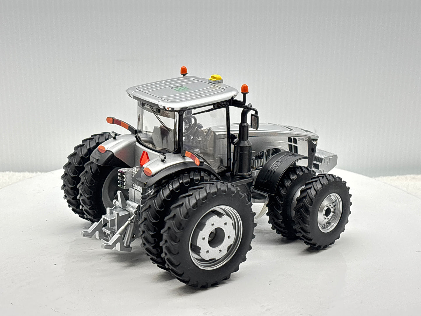 1/32 John Deere 8400R 100 Year Silver