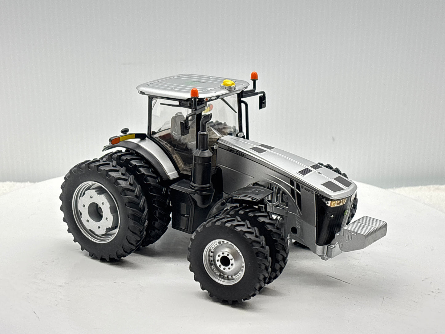1/32 John Deere 8400R 100 Year Silver