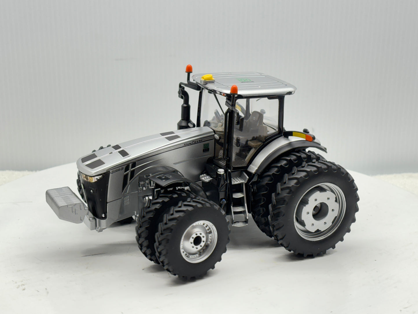 1/32 John Deere 8400R 100 Year Silver