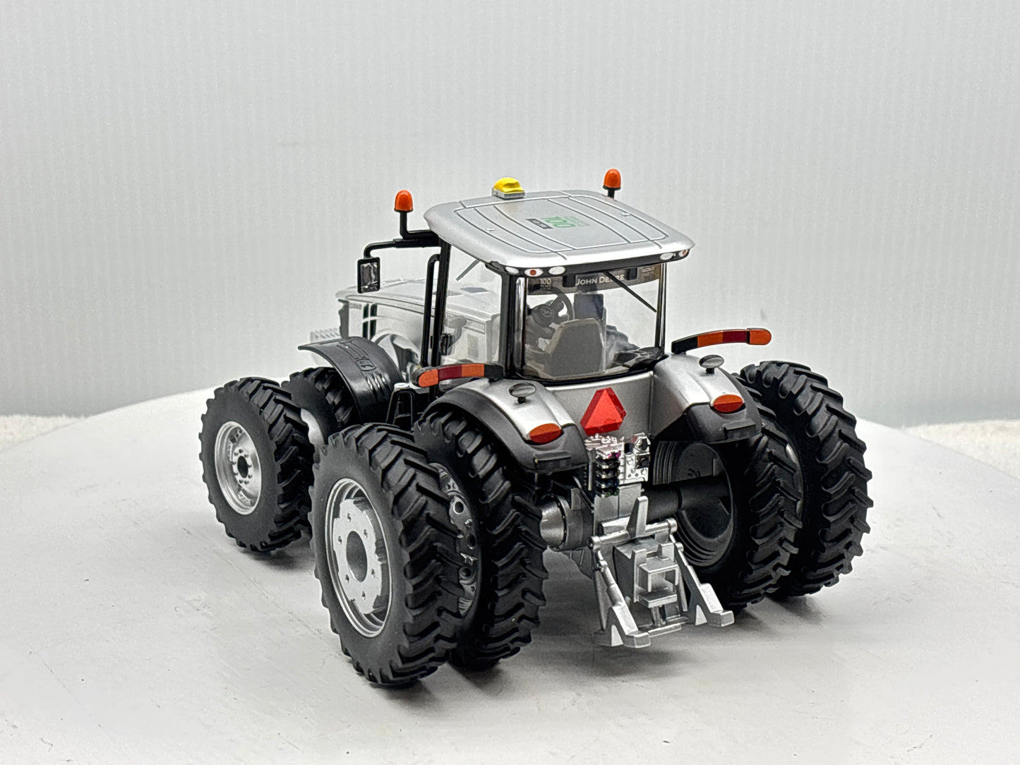 1/32 John Deere 8400R 100 Year Silver