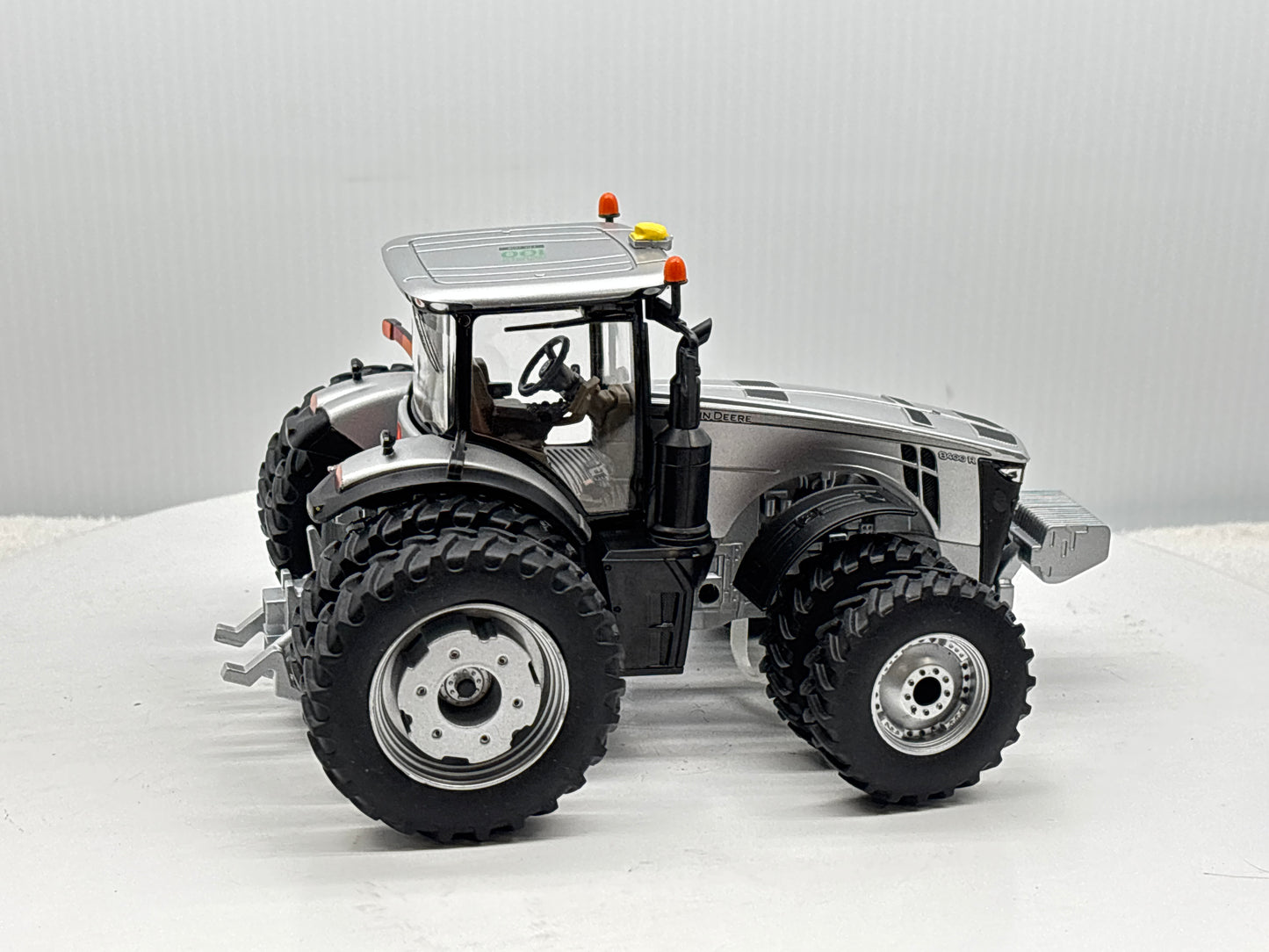 1/32 John Deere 8400R 100 Year Silver