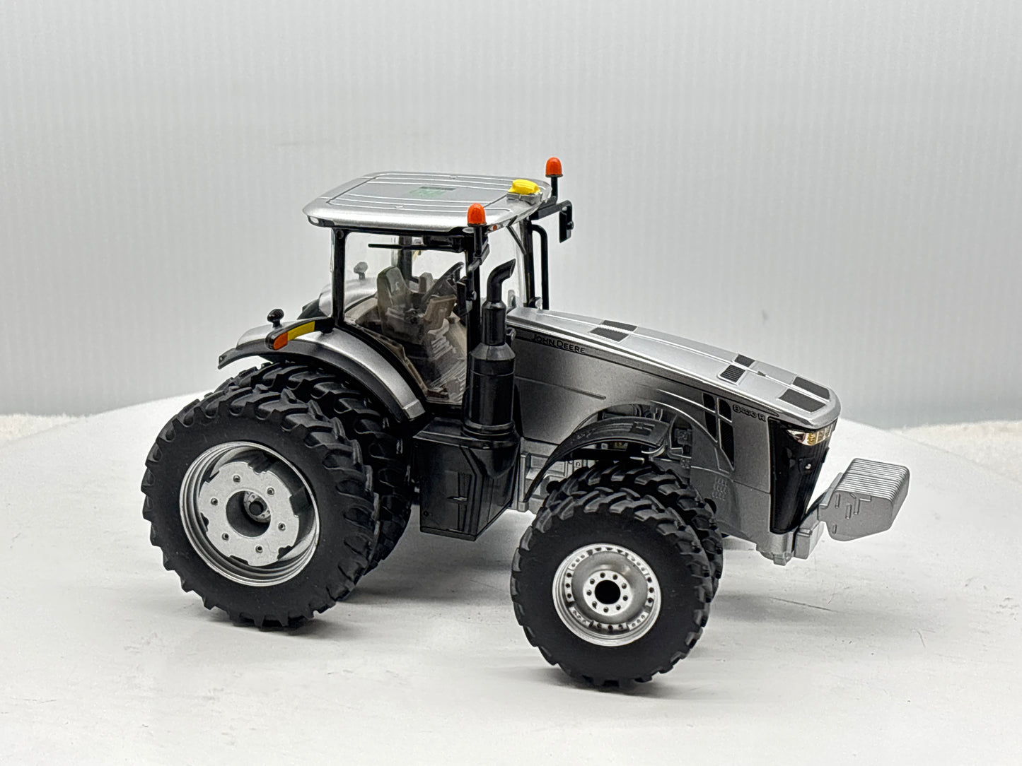 1/32 John Deere 8400R 100 Year Silver