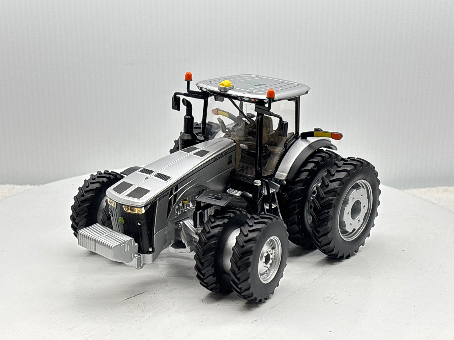 1/32 John Deere 8400R 100 Year Silver
