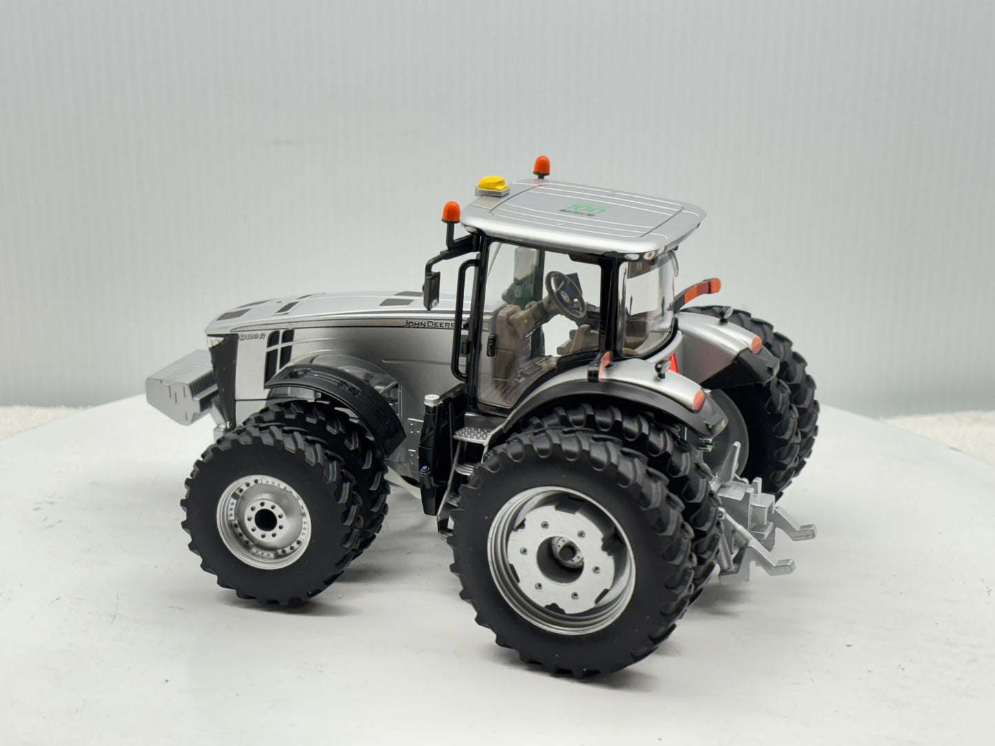 1/32 John Deere 8400R 100 Year Silver