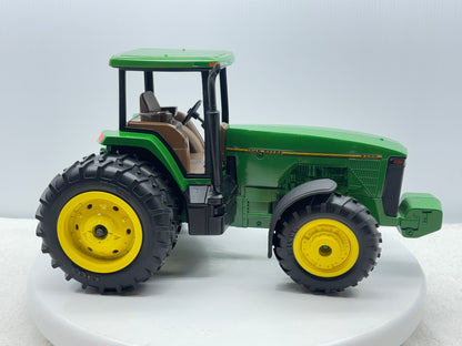 1/16 John Deere 8400