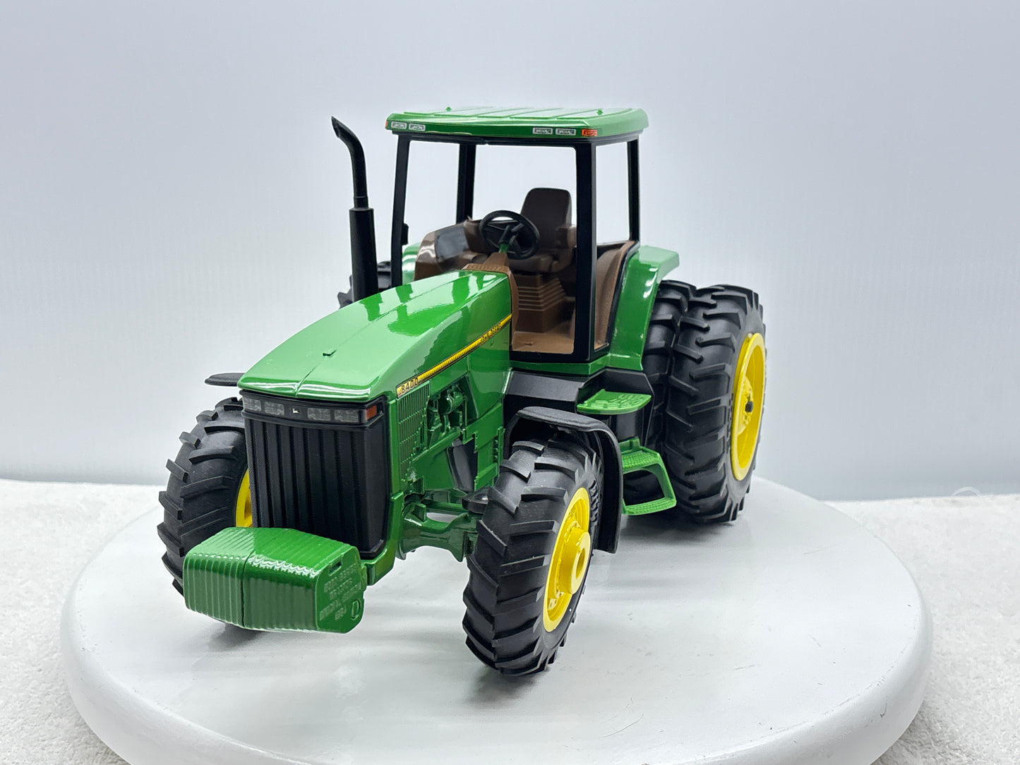 1/16 John Deere 8400
