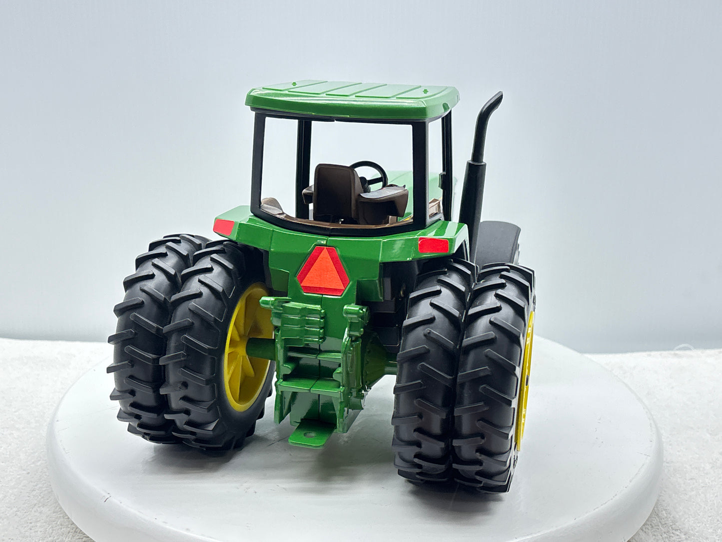 1/16 John Deere 8400