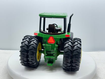 1/16 John Deere 8400