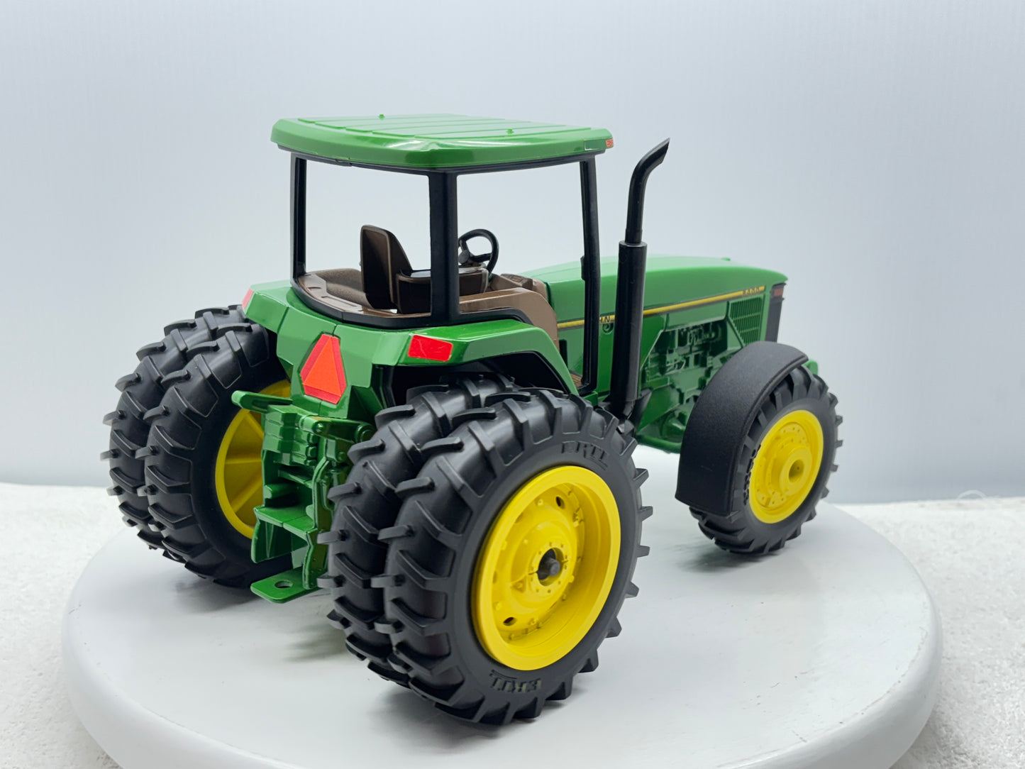 1/16 John Deere 8400