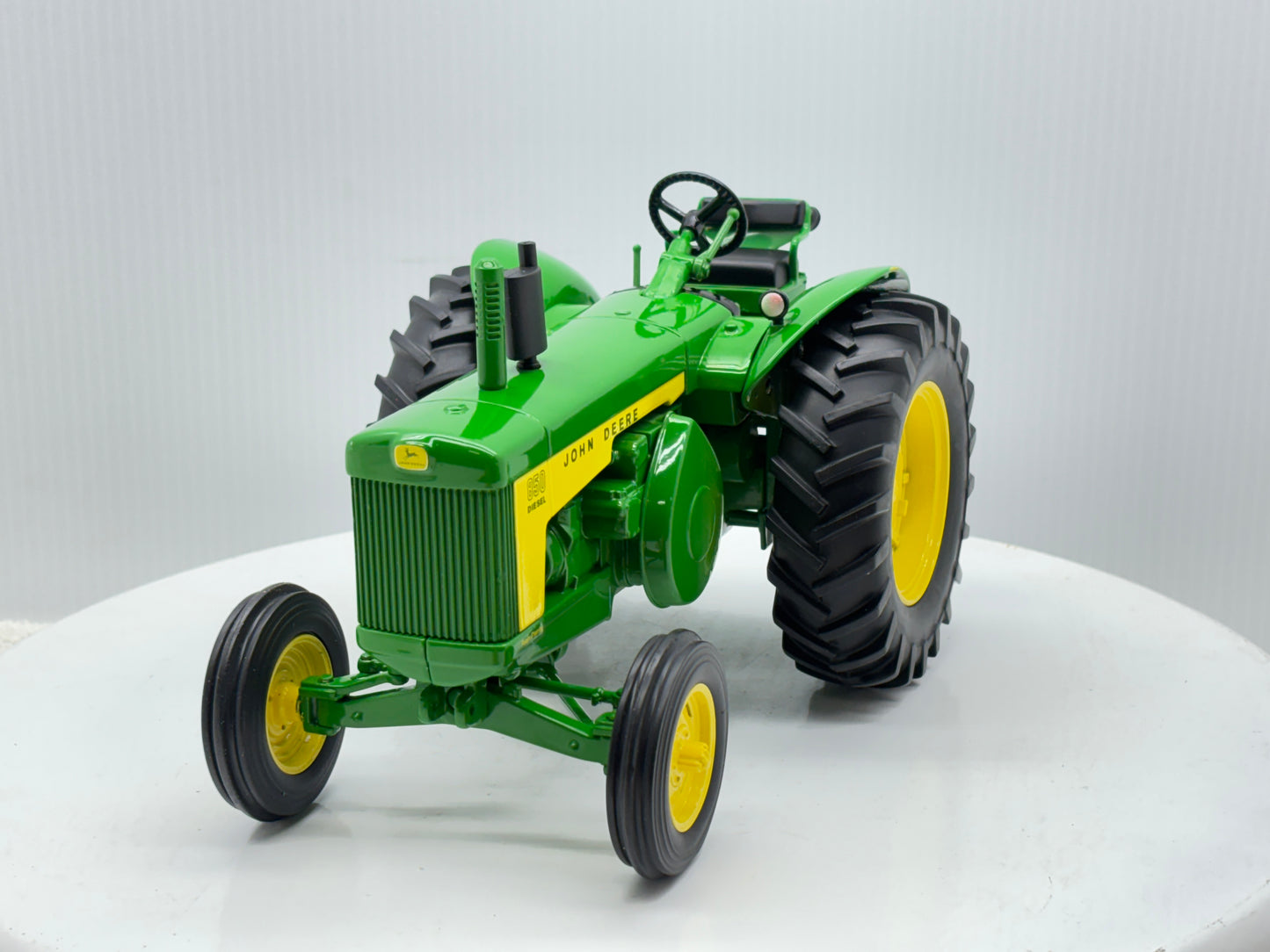 1/16 John Deere 850 Prototype Two Cylinder