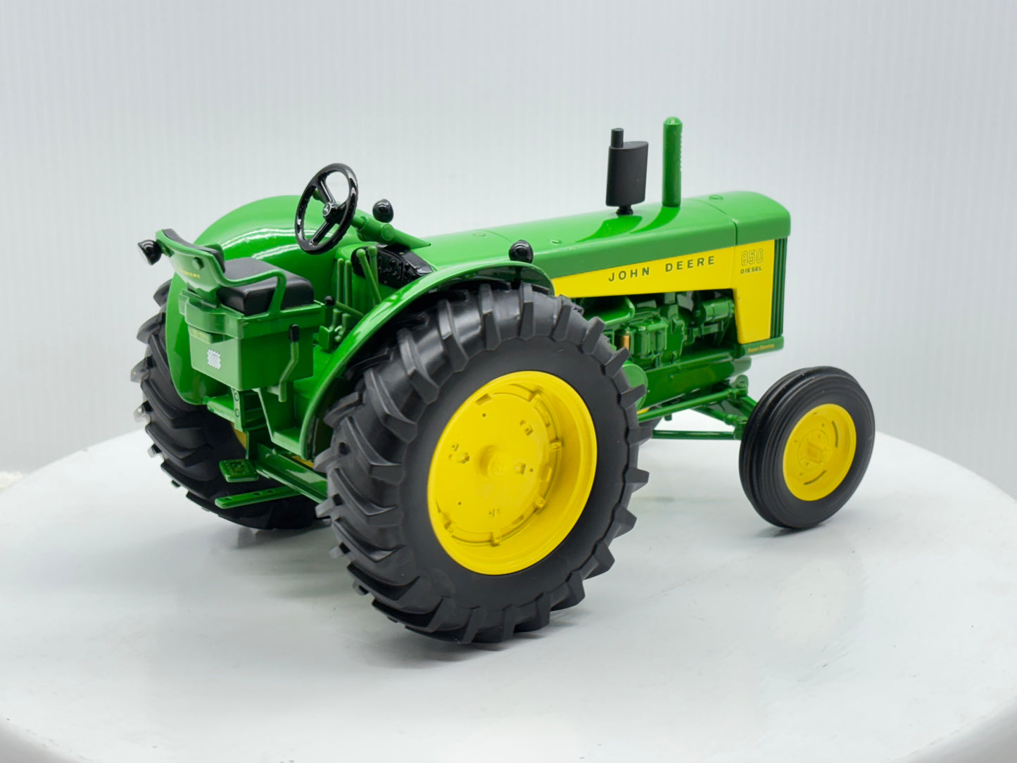 1/16 John Deere 850 Prototype Two Cylinder