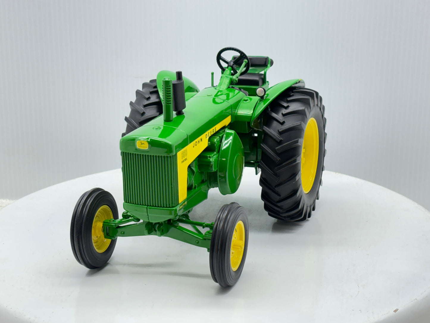 1/16 John Deere 850 Prototype Two Cylinder