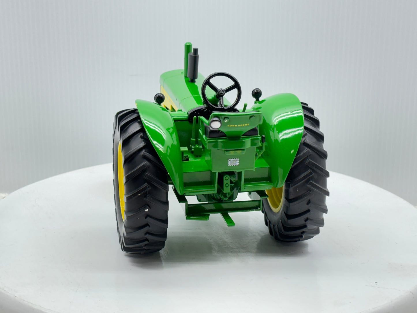 1/16 John Deere 850 Prototype Two Cylinder