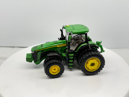 1/32 John Deere 8R 370